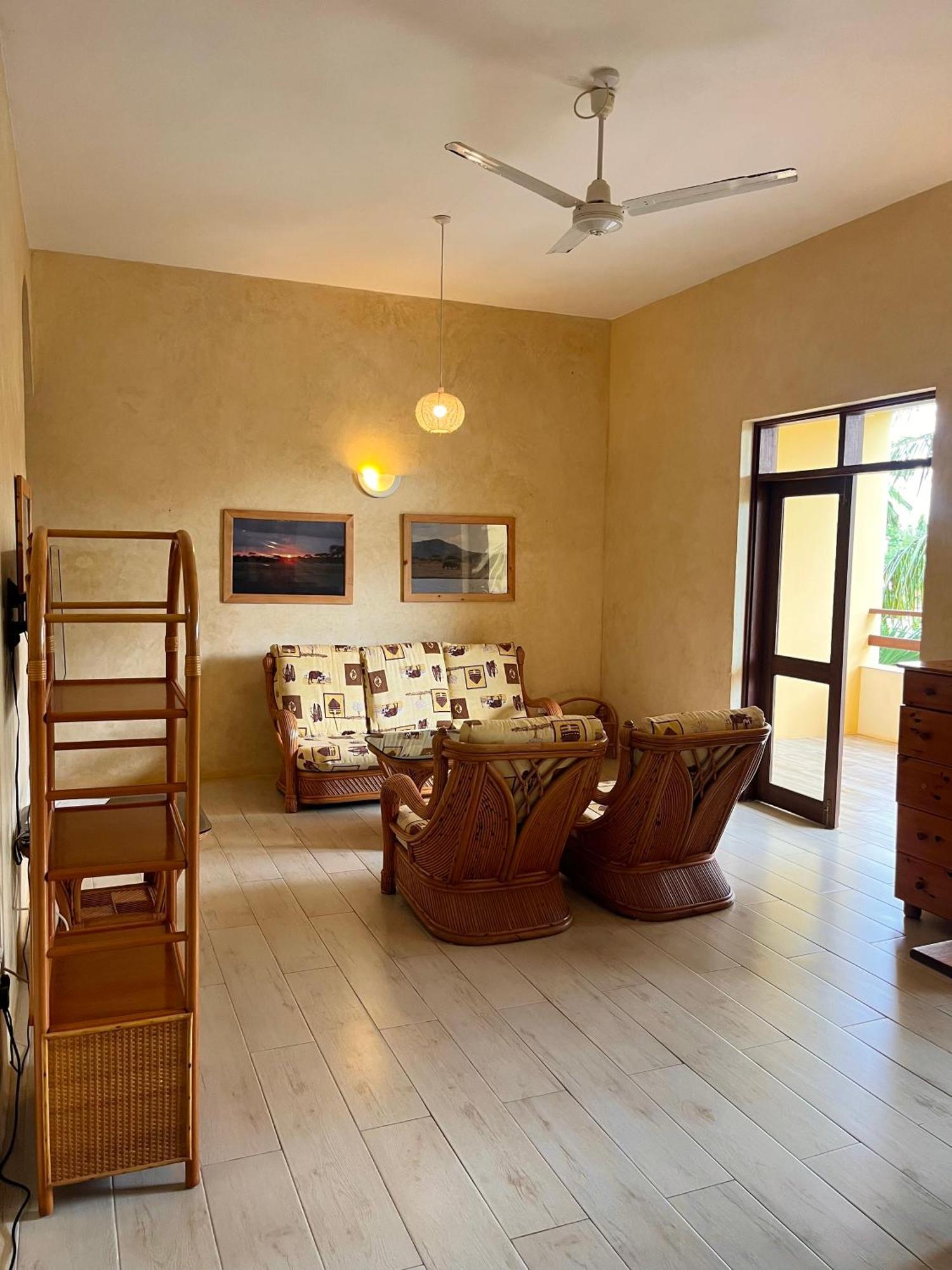 Flametree Beach Homes Praia de Diani Exterior foto