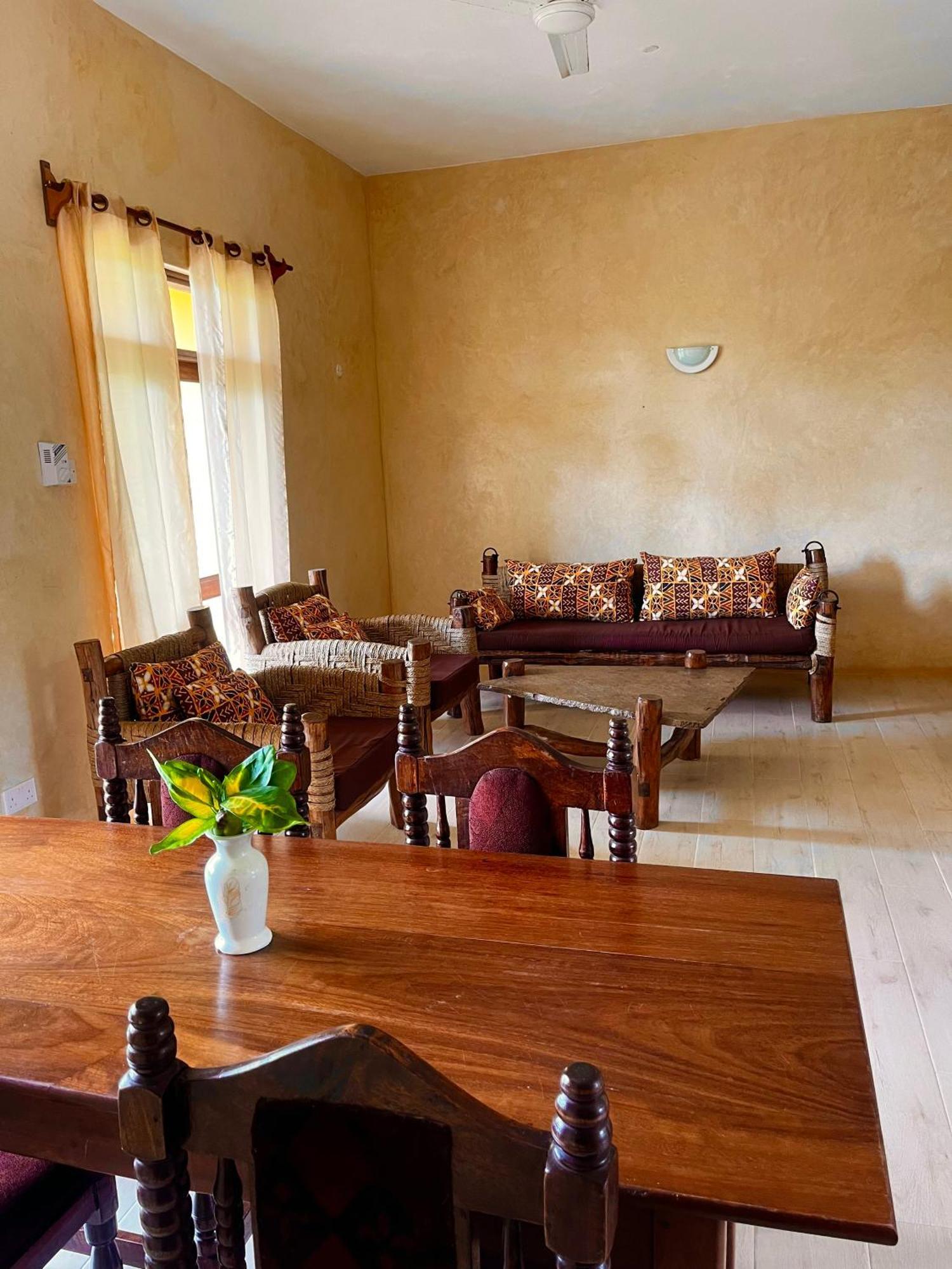 Flametree Beach Homes Praia de Diani Exterior foto