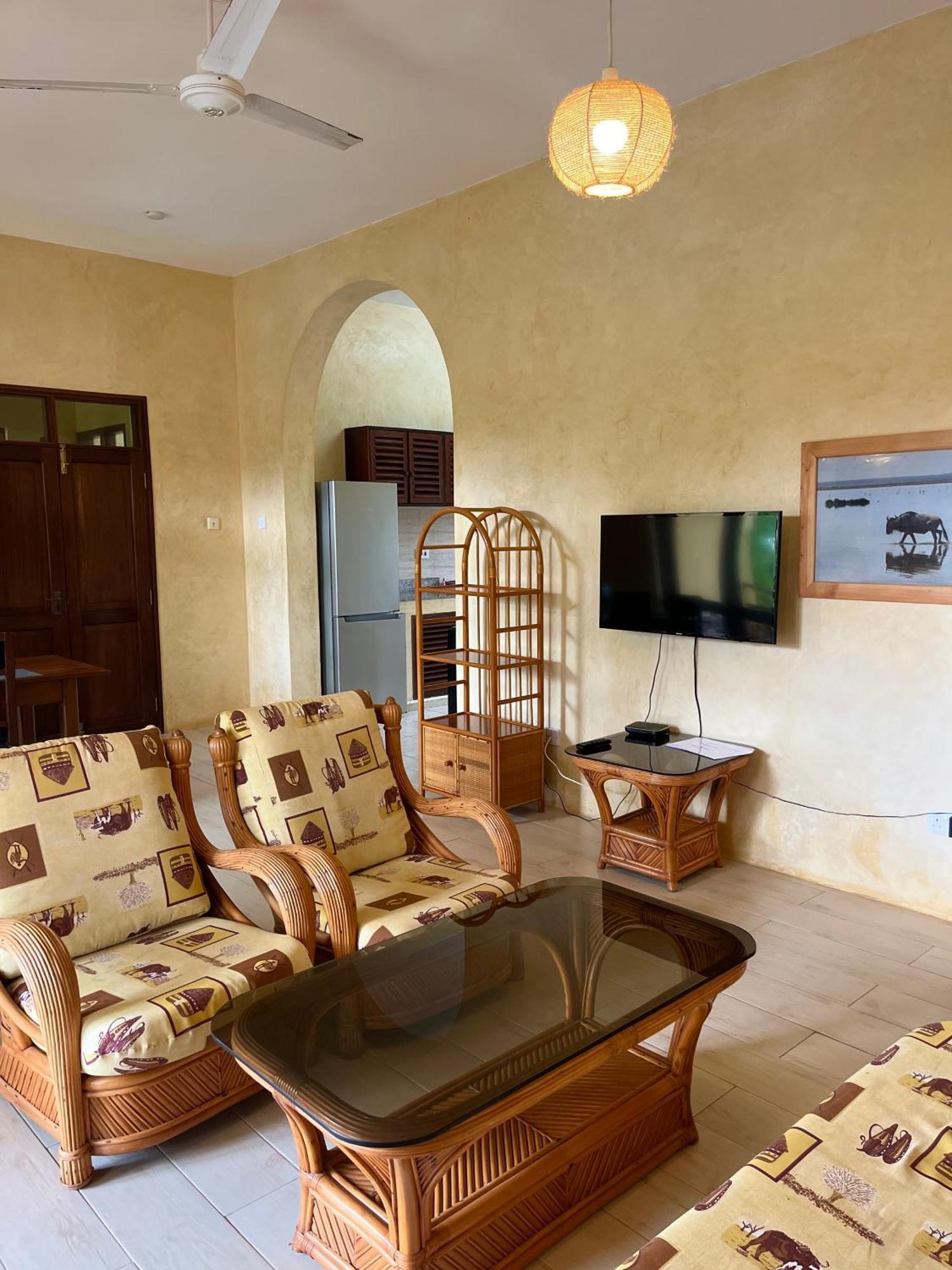 Flametree Beach Homes Praia de Diani Exterior foto