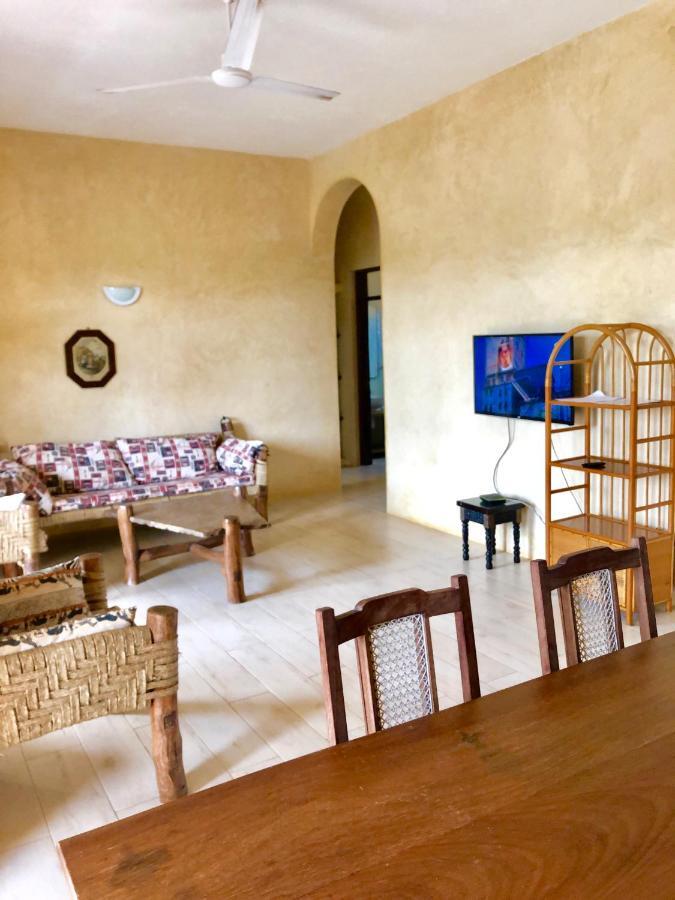 Flametree Beach Homes Praia de Diani Exterior foto